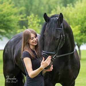 Meet your Posher, Sara